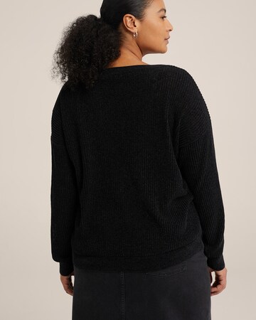 WE Fashion Sweater in Black