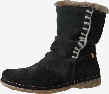 EL NATURALISTA Boots in Black: front