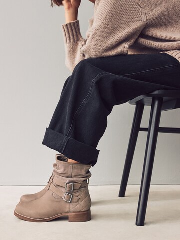 Bottines Next en marron : devant