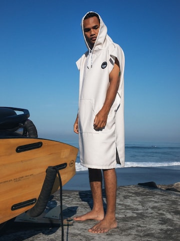 woodsandwaves Short Bathrobe 'Surf-Poncho' in Beige