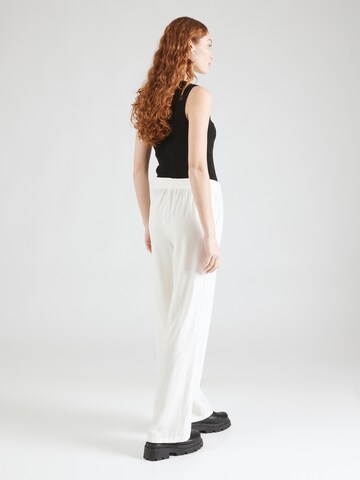 Wide Leg Pantalon 'FALAKKA' b.young en blanc