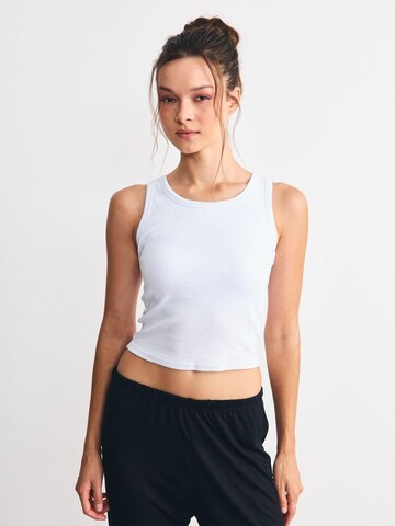 C&City Top in Wit: voorkant
