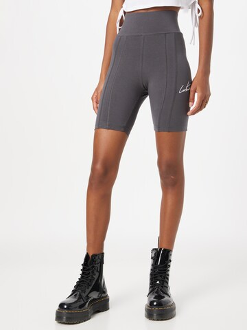 The Couture Club Skinny Shorts in Grau: predná strana