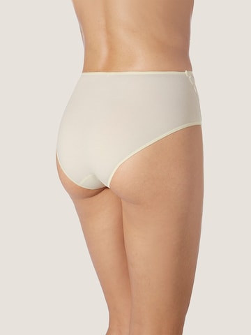 zd ZERO DEFECTS Panty 'Naroa soy fiber high waist panty' in Weiß