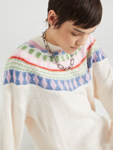 Pull-over Monki en blanc