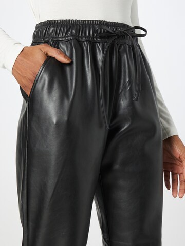 Designers Remix Tapered Παντελόνι 'Marie' σε μαύρο