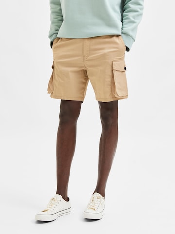 SELECTED HOMME Regular Shorts 'Nevis' in Braun: predná strana