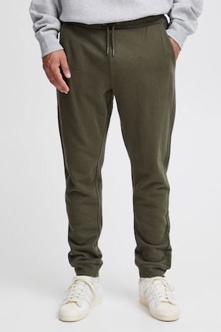 BLEND Regular Pants in Green: front