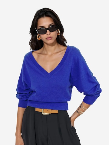 Busem Sweatshirt 'Sweatshirts' in Blauw: voorkant