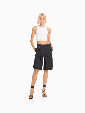 Largi Pantaloni cu buzunare de la Bershka pe gri