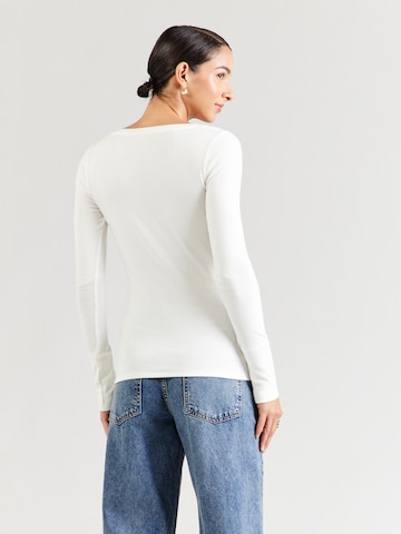 HOLLISTER - Camiseta en blanco