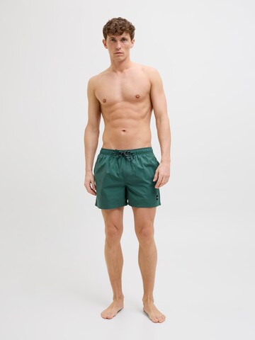 Pantaloncini da bagno 'JPSTMaui' di JACK & JONES in verde