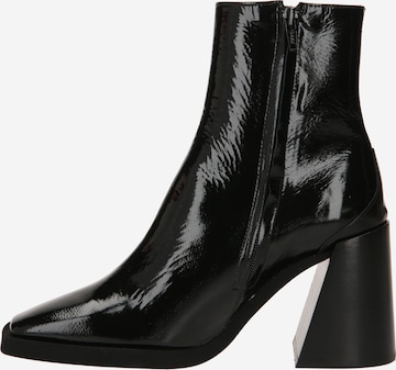 Nubikk Ankle Boots 'Lana Pilar II' in Black