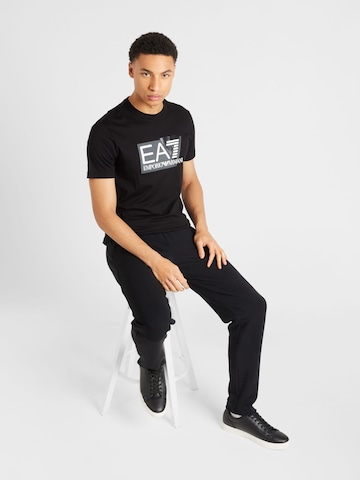 EA7 Emporio Armani - Camiseta en negro