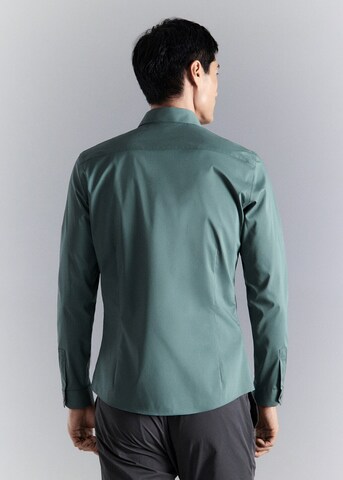 MANGO MAN Regular fit Button Up Shirt 'Palmar' in Green