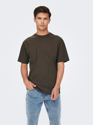 Only & Sons - Camiseta 'Fred' en marrón: frente