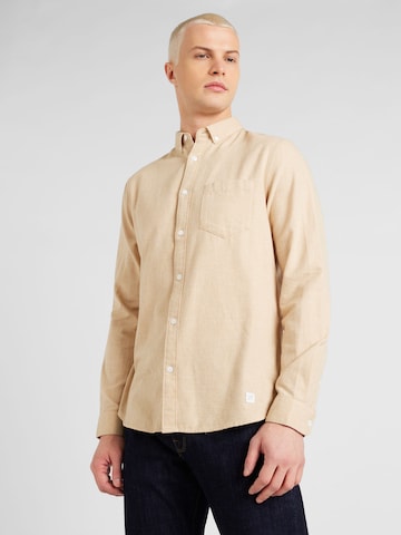 Coupe regular Chemise NOWADAYS en beige : devant