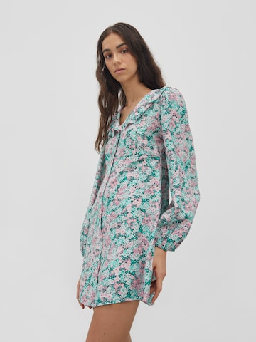 EDITED Shirt Dress 'Lili' in Green: front