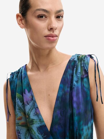 Combinaison 'JUMPSUIT_FLORESAZUL 26SWPW40' Desigual en bleu
