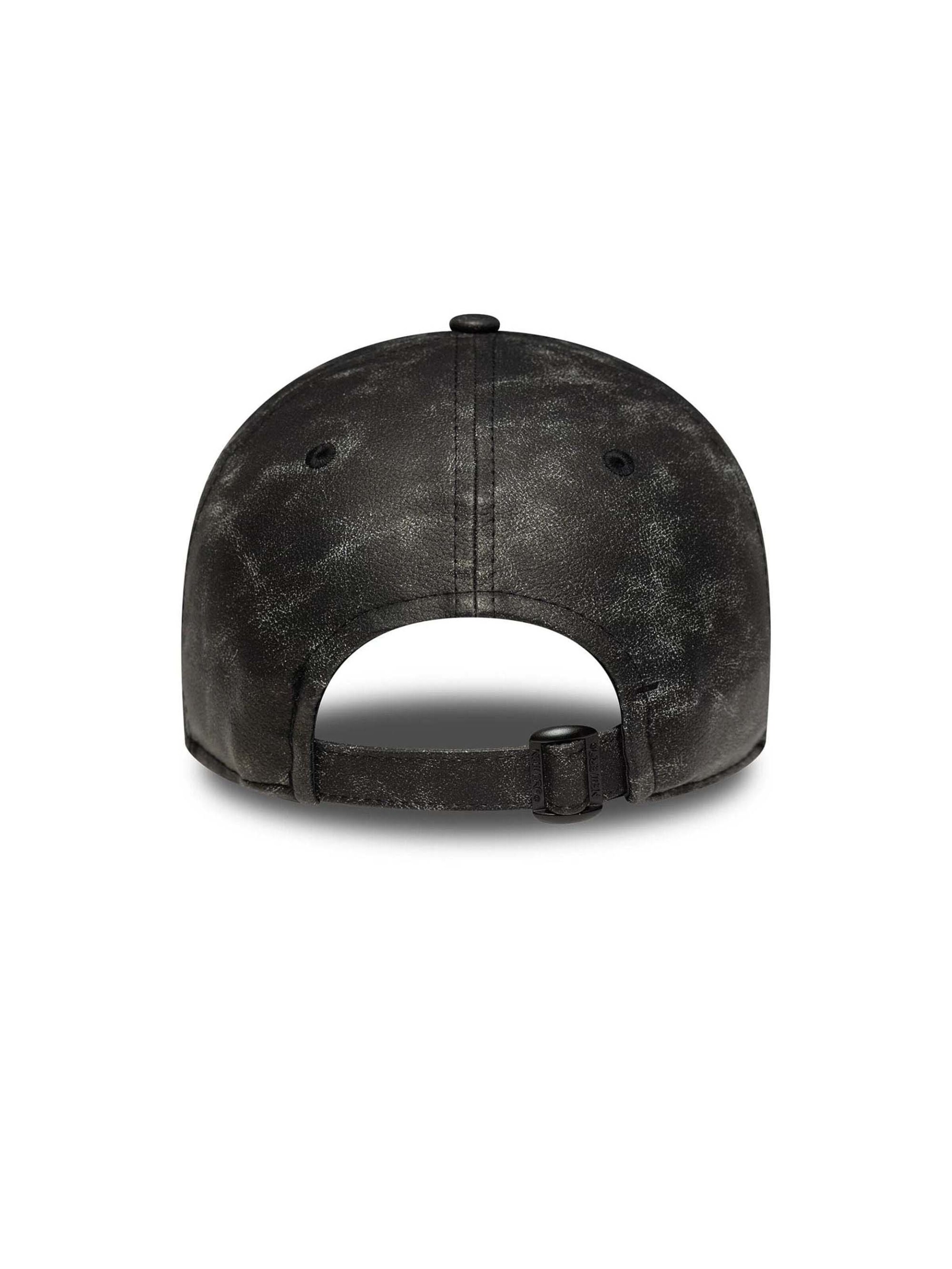 Chapeaux 'Wmns Worn Pu 9Twenty Neyyan Blk' NEW ERA en noir
