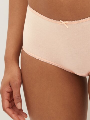 Next Slip in Roze