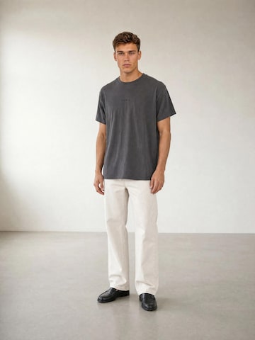 T-Shirt 'The Alex Logo T-shirt - Dark Grey' ARMIE en gris