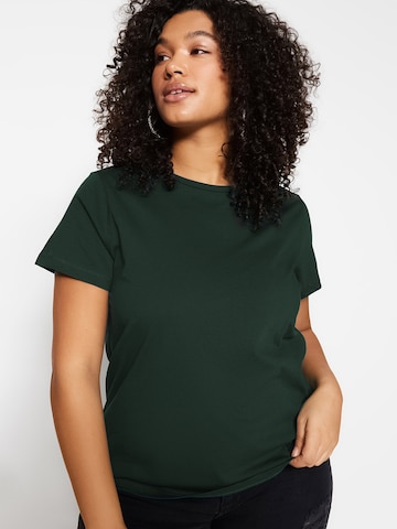 Trendyol Curve - Camisa em verde: frente