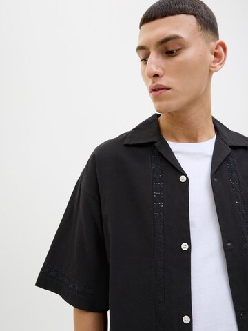 JACK & JONES Comfort fit Button Up Shirt in Black