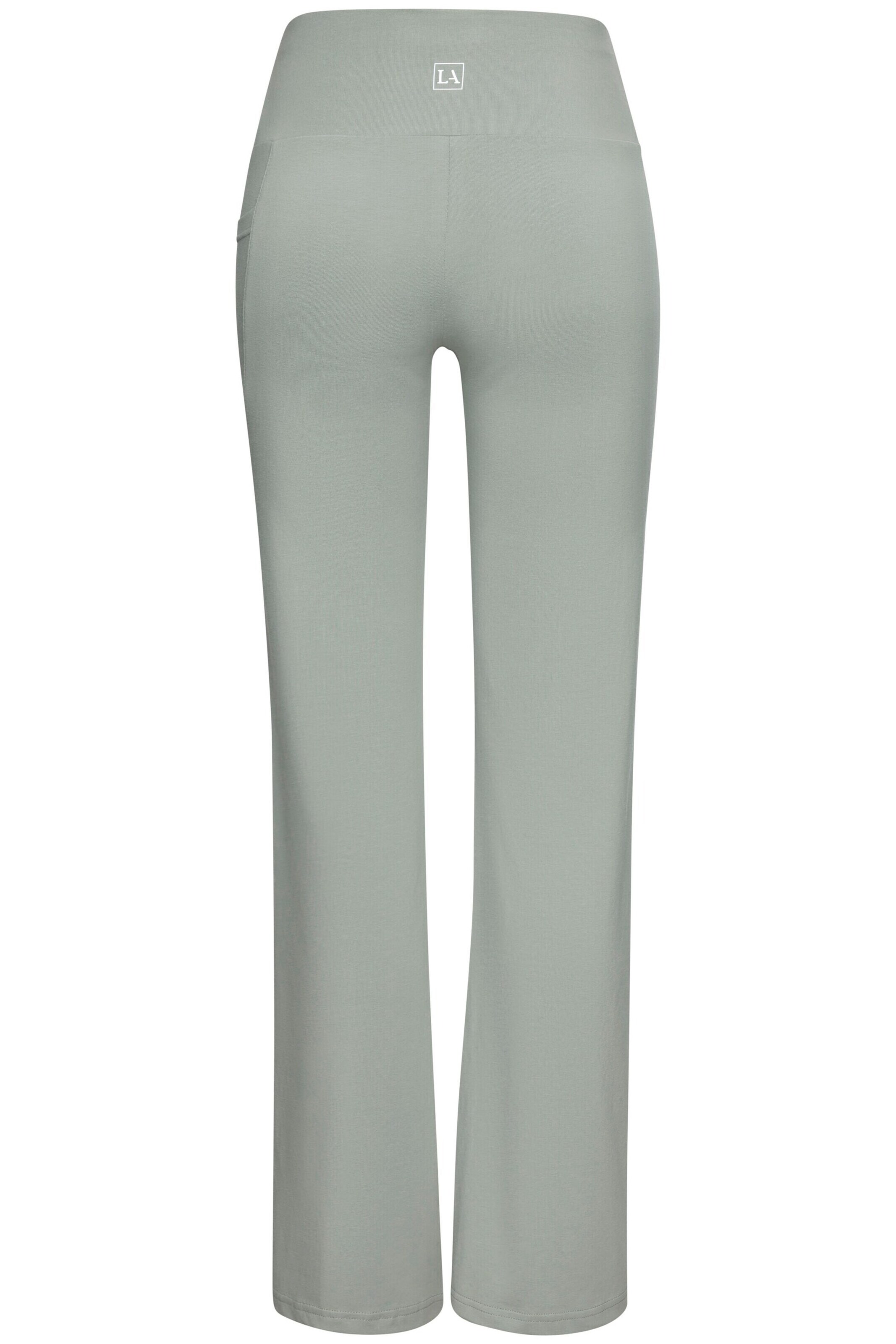 LASCANA ACTIVE Свободный крой Спортивные штаны в Зеленый