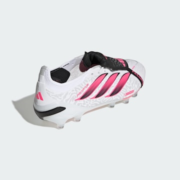 ADIDAS PERFORMANCE - Chuteira 'Predator Elite' em branco