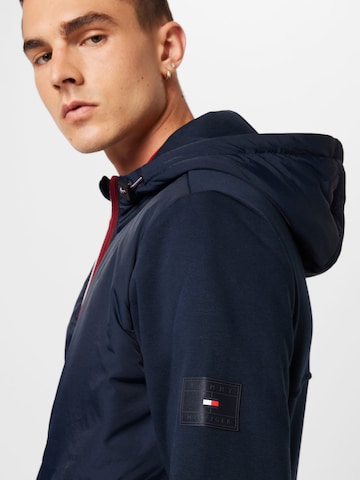 TOMMY HILFIGER Overgangsjakke i blå