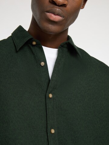SELECTED HOMME Regular fit Button Up Shirt 'SLHOwen' in Green