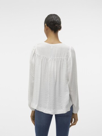 Chemisier VERO MODA en blanc