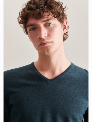 Pull-over ' Schwarze Rose ' SEIDENSTICKER en bleu