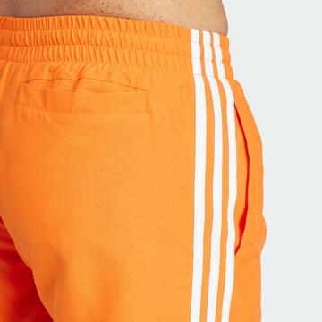 Pantaloncini da bagno di ADIDAS ORIGINALS in arancione