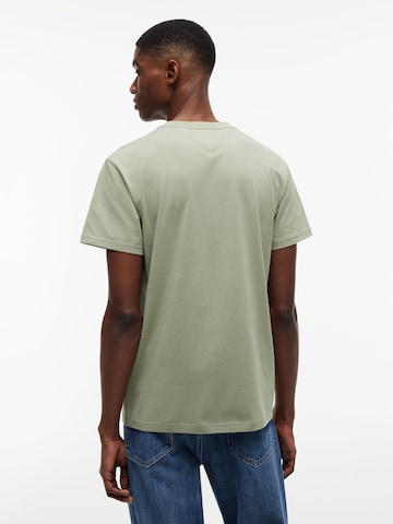 Tommy Jeans Футболка в Зеленый