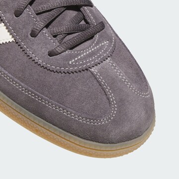 ADIDAS ORIGINALS - Sapatilhas baixas 'Handball Spezial' em cinzento