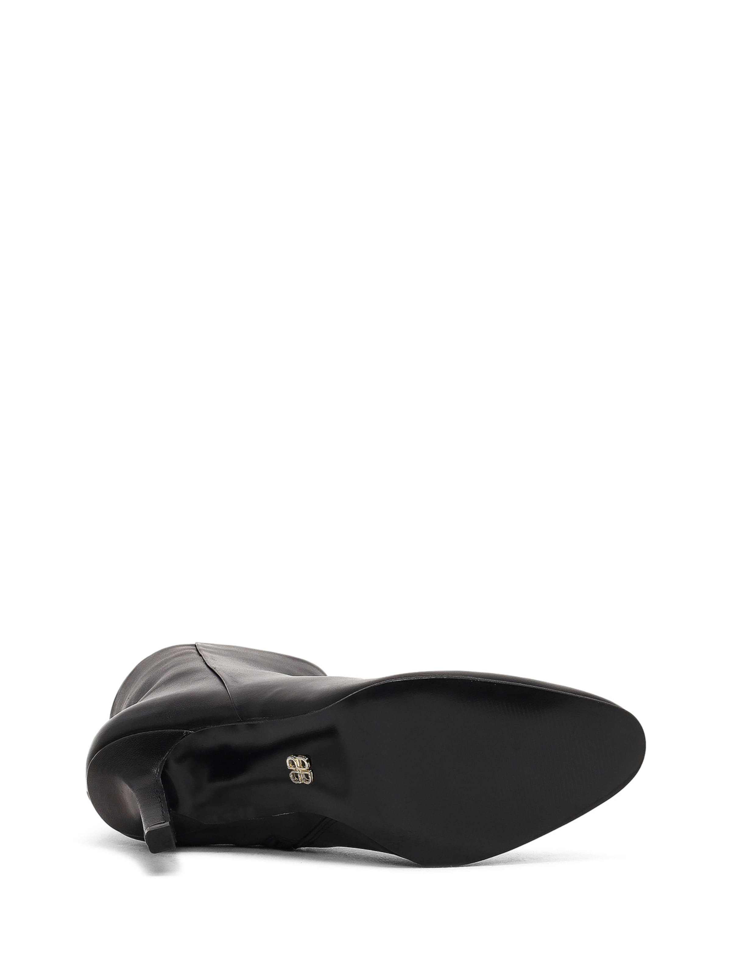 Stivaletto di Derimod in nero