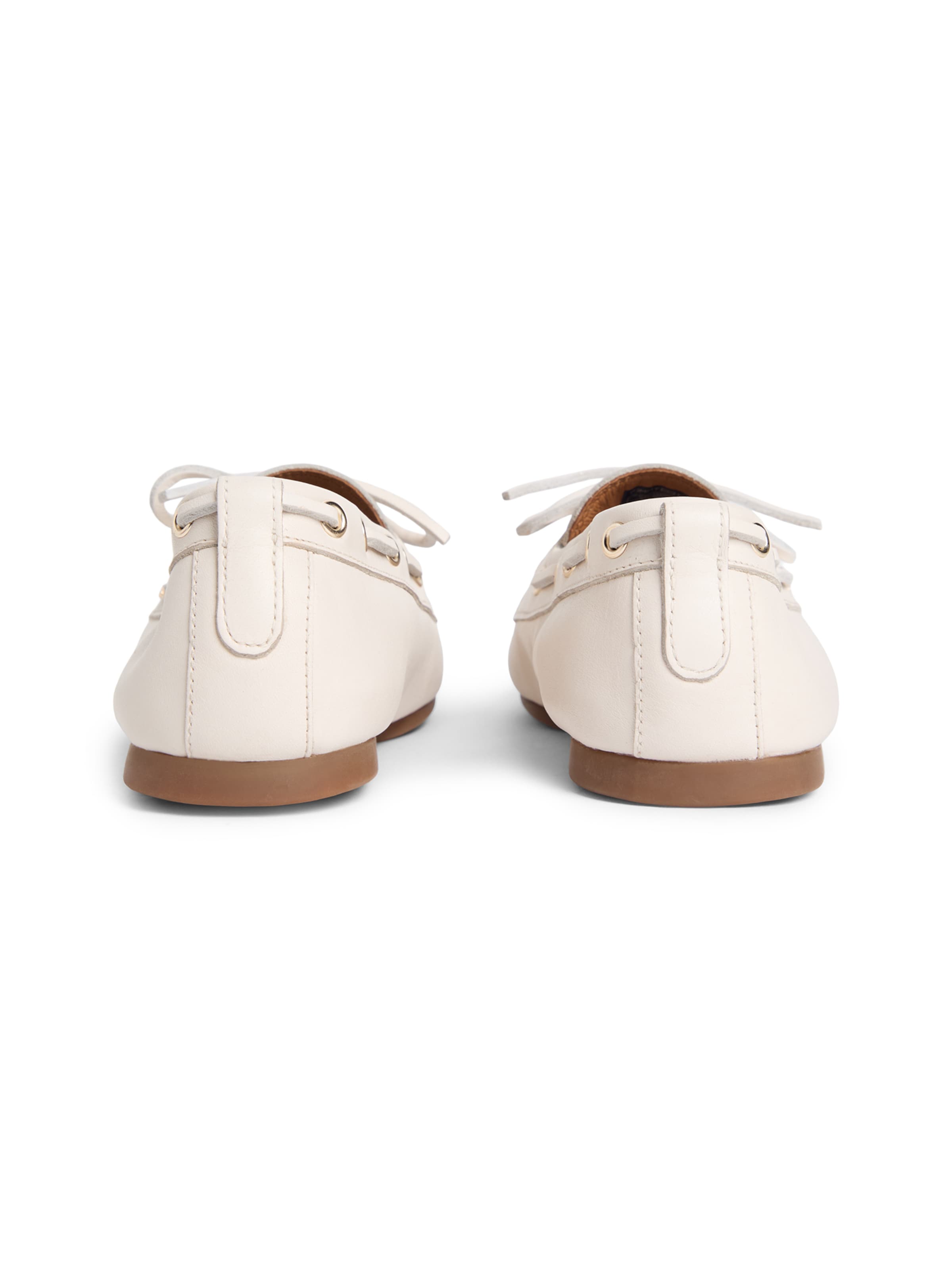 TOMMY HILFIGER Mocassins in Beige