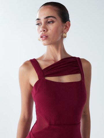 BWLDR Dress 'WALKIN' in Red