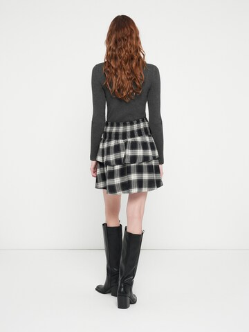 VERO MODA - Saia em preto