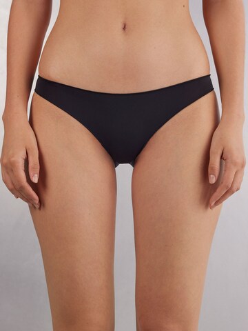 INTIMISSIMI Slip in Schwarz: Vorderseite