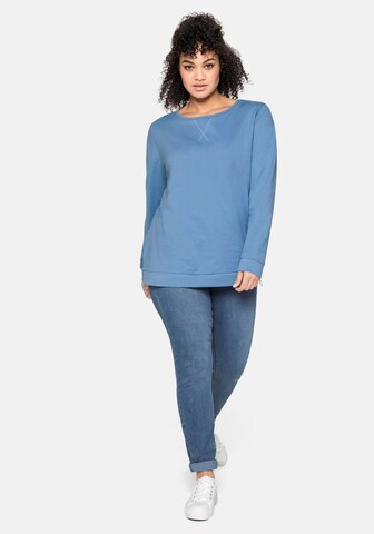 SHEEGO Sweatshirt in Blau