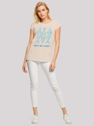 T-shirt 'Salty But Sweet' F4NT4STIC en beige