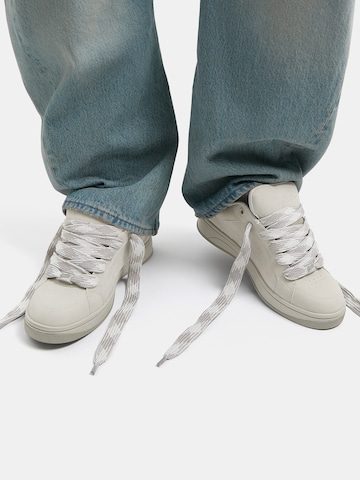 Pull&Bear Rövid szárú sportcipők - szürke