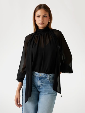 GUESS Blouse in Black: front