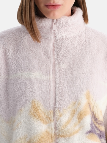 bēšs Dagi Flīsa jaka