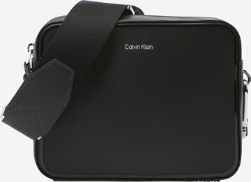 Calvin Klein Crossbody Bag in Black