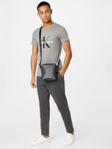 Calvin Klein Jeans Тениска в сиво