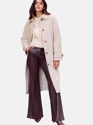 Friends Like These Mantel in Beige: Vorderseite